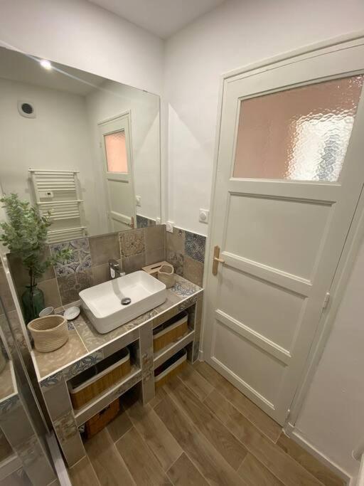 דירות טולון Beau T3 Proche Base Navale Et Ecoles Superieures מראה חיצוני תמונה